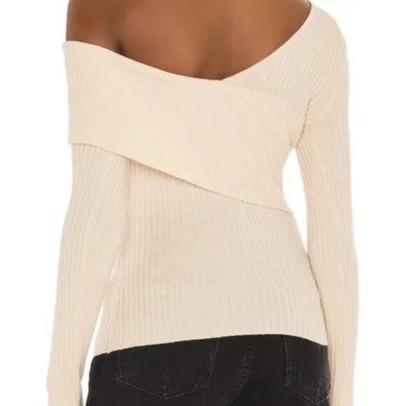 Lovers and Friends Ivory Sweater Size S - Picture 3 of 8